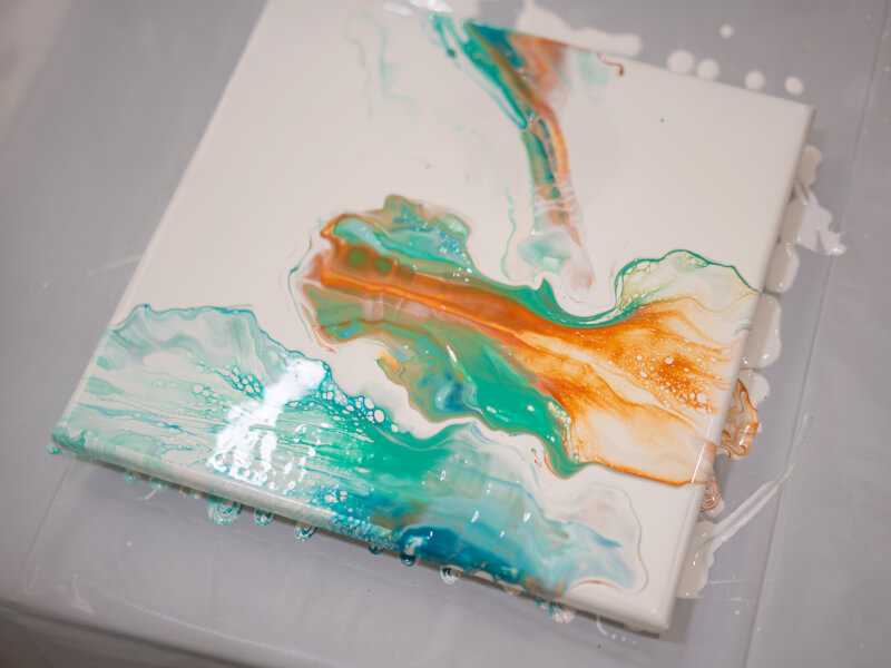 Easy and Beautiful DIY Contemporary Art: Fluid Dutch Pour Painting