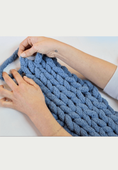 Chunky Knit Scarf Workshop, Online class & kit