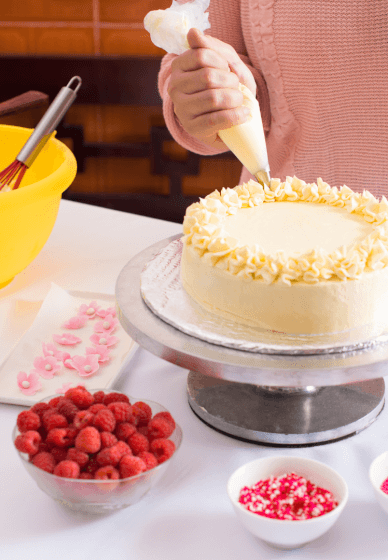 Decorate Cakes at Home