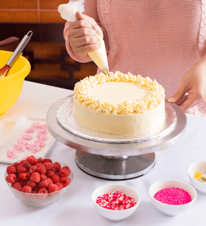 Decorate Cakes at Home