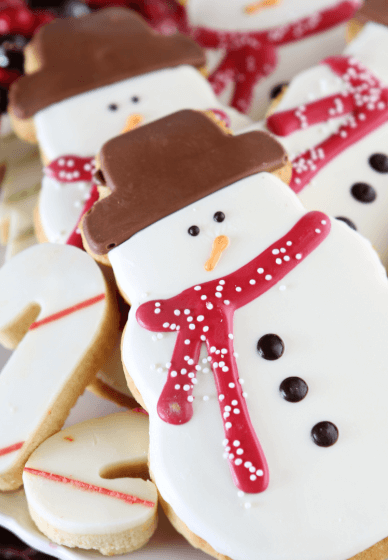 Decorate Holiday Flooded Cookies