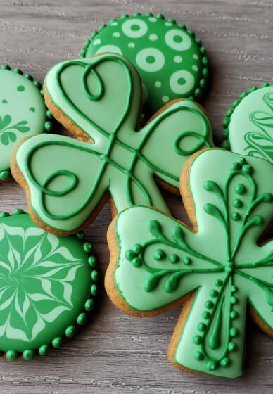 Decorate St. Patrick's Day Cookies