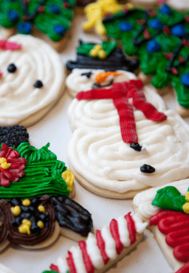 Decorate Winter Cookies with Buttercream