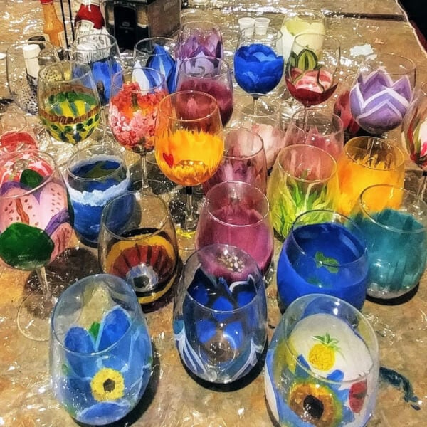 GLASS PAINTING IDEAS 