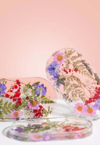 Make a Floral Resin Tray