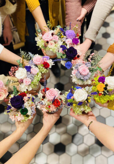 Make a Stunning Preserved Flower Arrangement