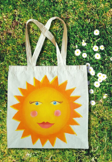 DIY ARTS AND CRAFTS PROJECT WITH CANVAS TOTE BAGS - BagzDepot
