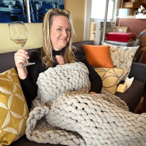 DIY Chunky Knit Blanket, Online class & kit, Gifts