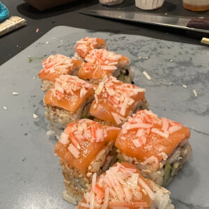 https://classbento.com/images/review/sushi-making-masterclass-chicago-review-4004-300.jpg